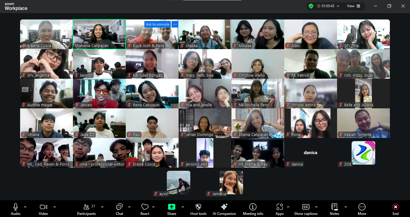 Display Center virtual assistants together on a team video call